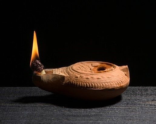 PER139- La parabole de la lampe sous le boisseau